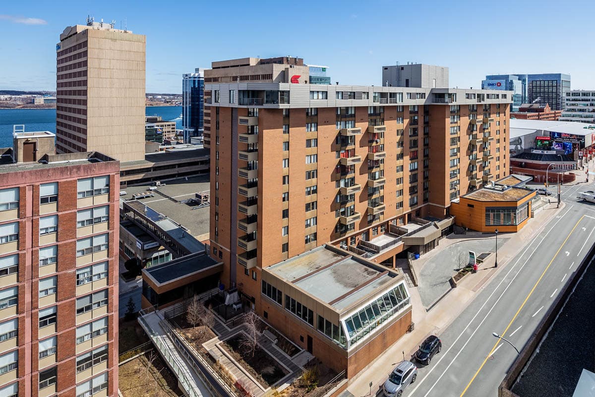 Halifax Apartments – The Plaza — apartment/condo - Photo 2