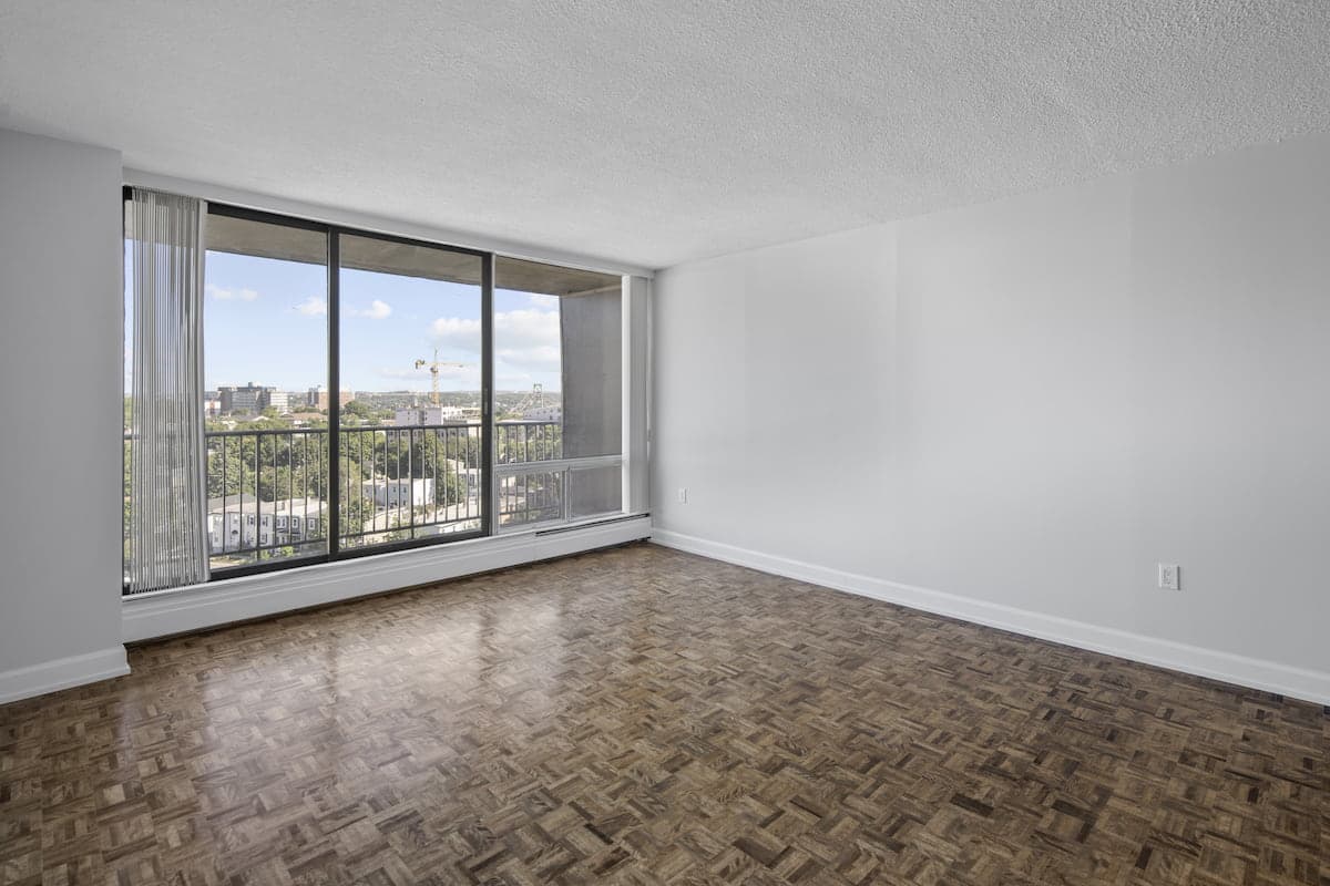 The Macdonald — apartment/condo - Photo 12