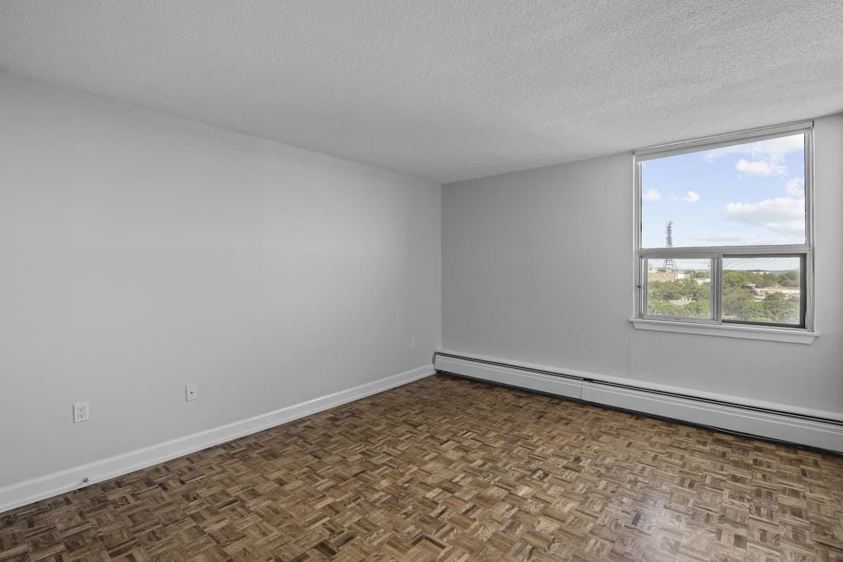 The Macdonald — apartment/condo - Photo 14