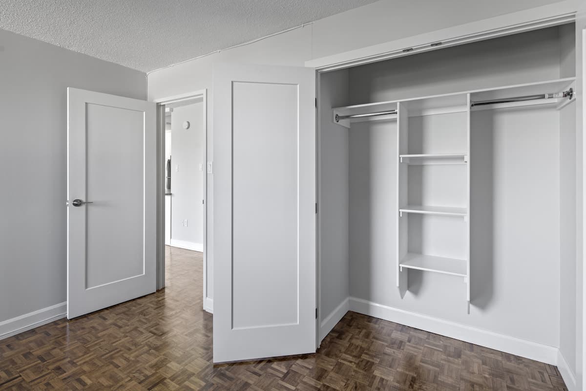 The Macdonald — apartment/condo - Photo 15