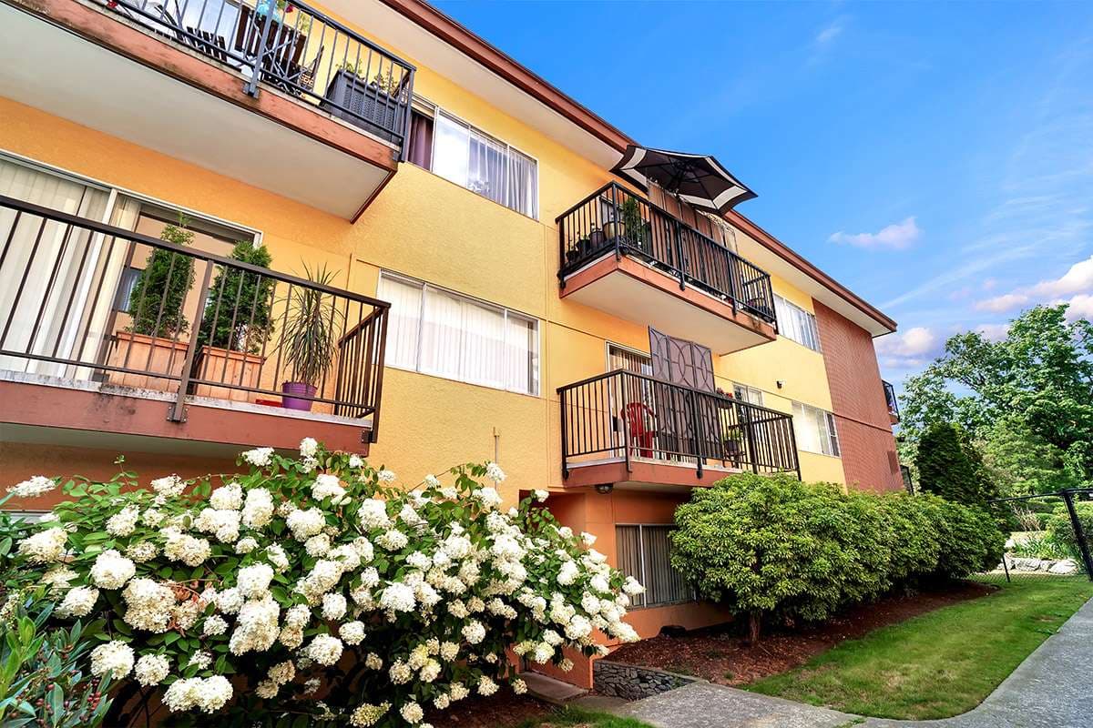 Park Villa Apartments - Photo 5