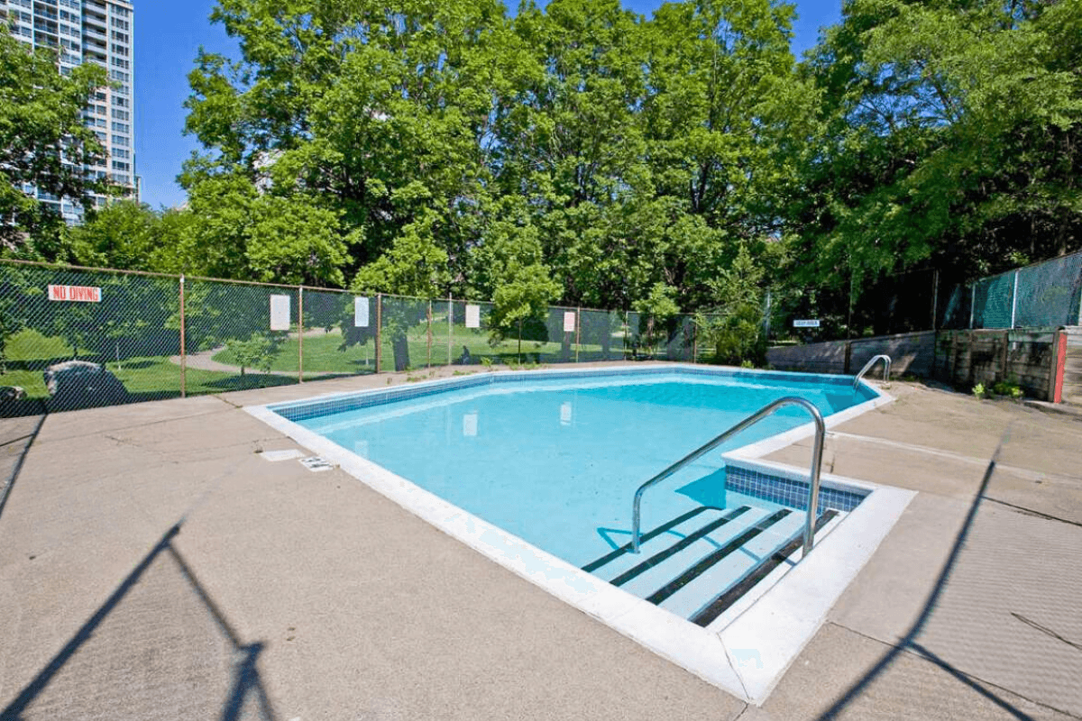 Sheppard Manor Apartments - Photo 4