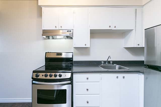 The Laurels Apartments - Photo 4