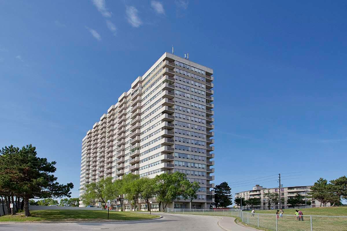 Markham Road Apartments – 1050 - Photo 15