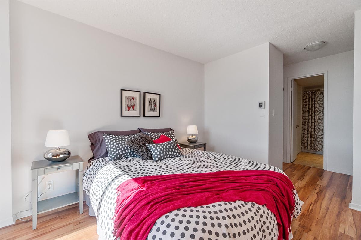Samuel Holland Apartments — apartment/condo - Photo 10