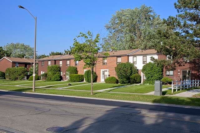 Balmoral Townhomes - Photo 7