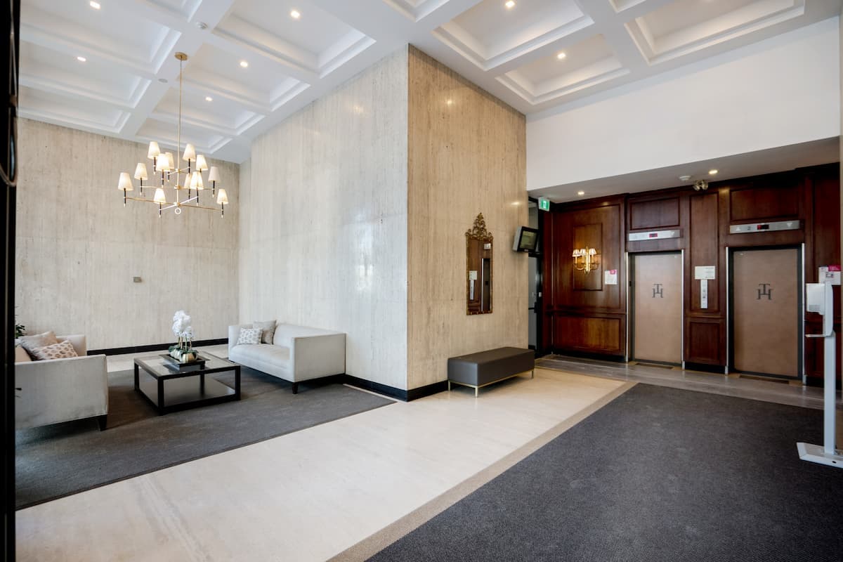 Tower Hill East - Photo 6