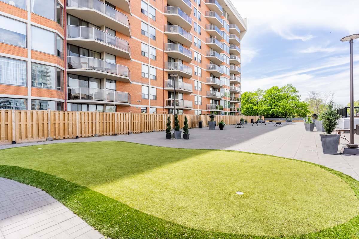 Windsor Apartments — apartment/condo - Photo 12