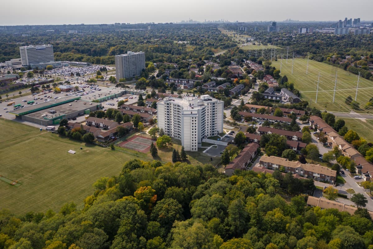 Livonia Apartments — apartment/condo - Photo 5