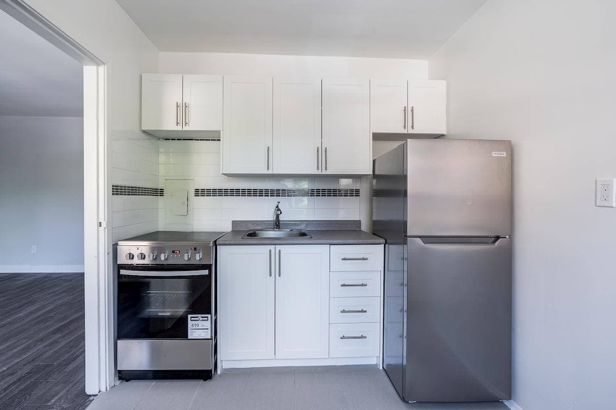 Mimico Estates — apartment/condo - Photo 9