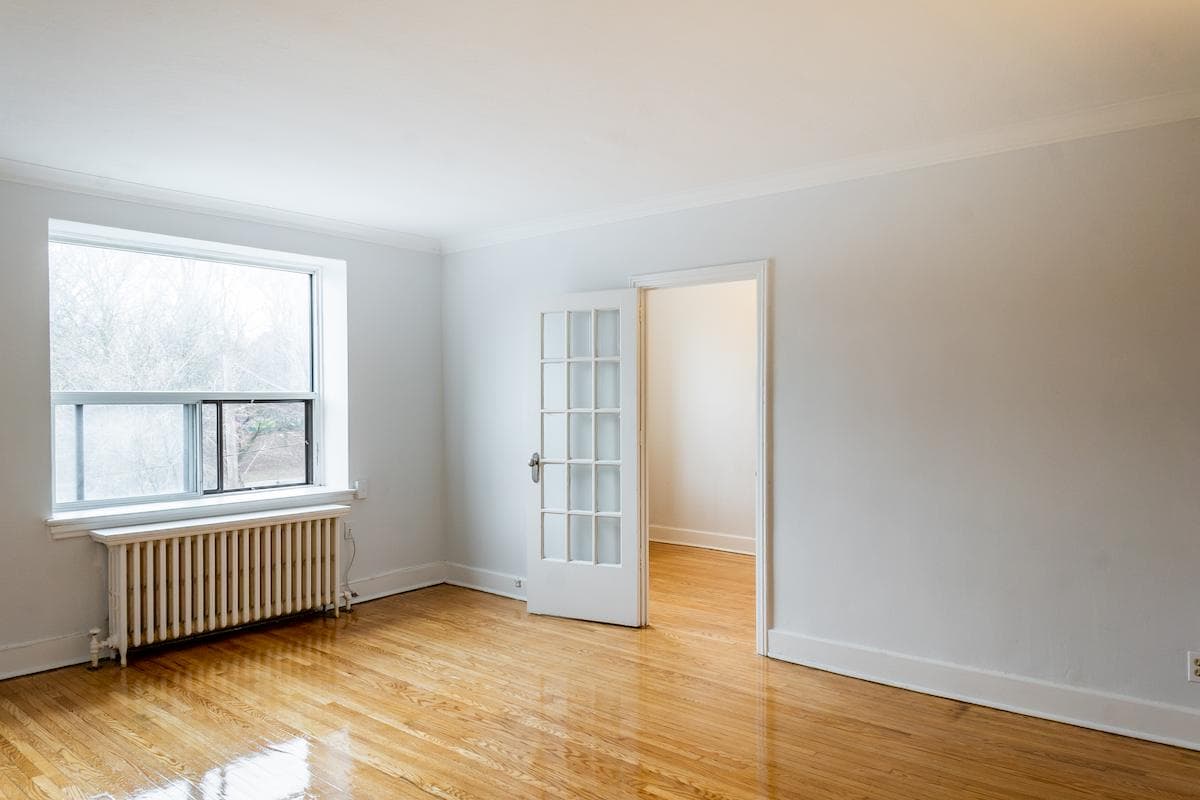 Chatsworth Apartments — apartment/condo - Photo 10