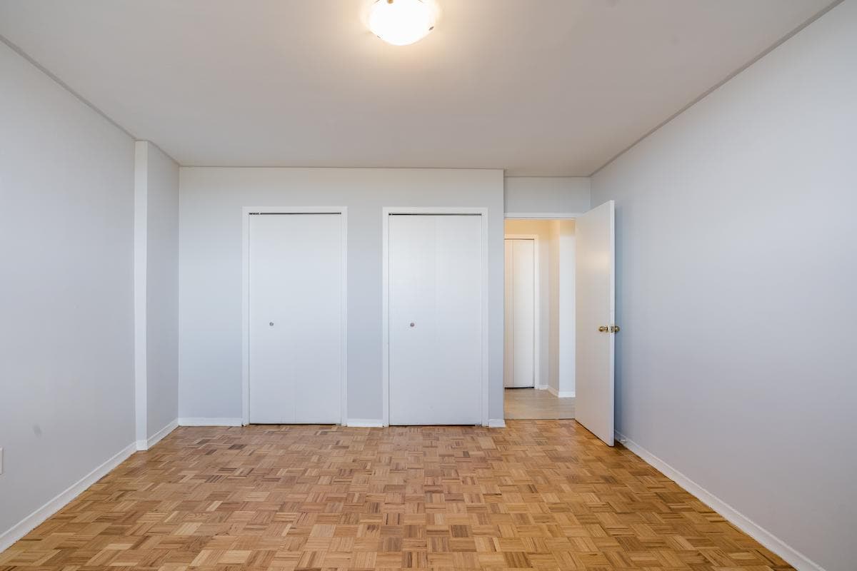 Lawrence East Apartments - Photo 10
