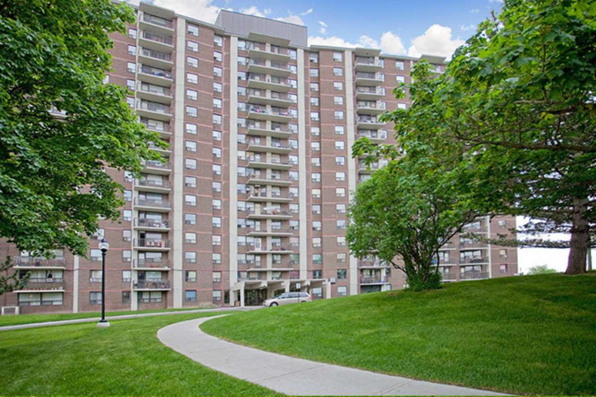 Scarborough Golf Apartments - Photo 7