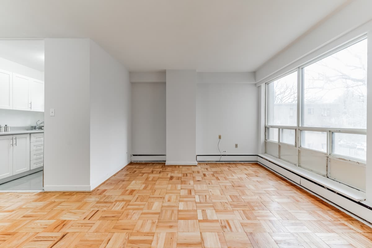 Oriole Apartments — apartment/condo - Photo 11