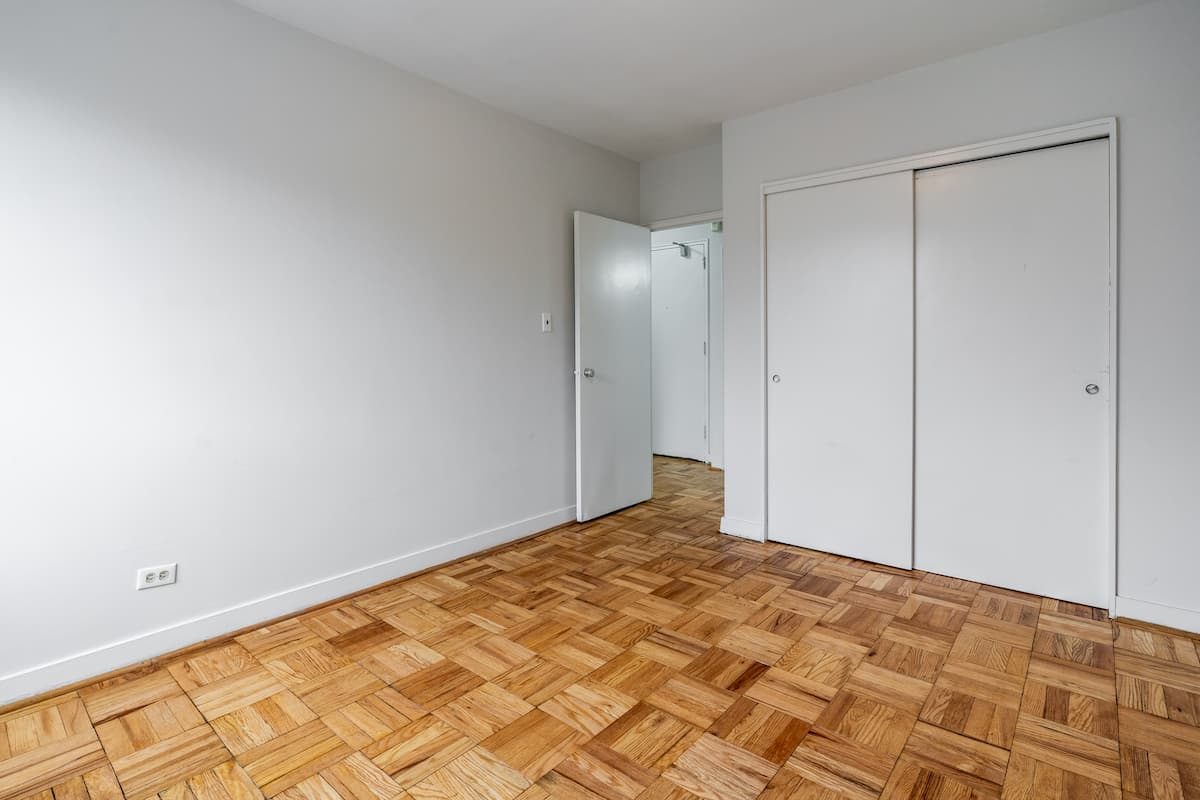 Oriole Apartments — apartment/condo - Photo 7
