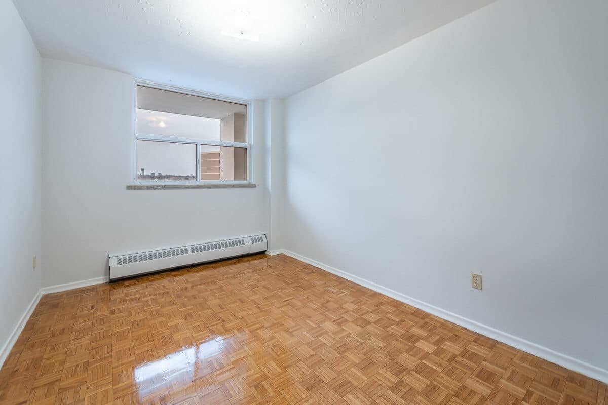Roanoke Apartments — apartment/condo - Photo 9