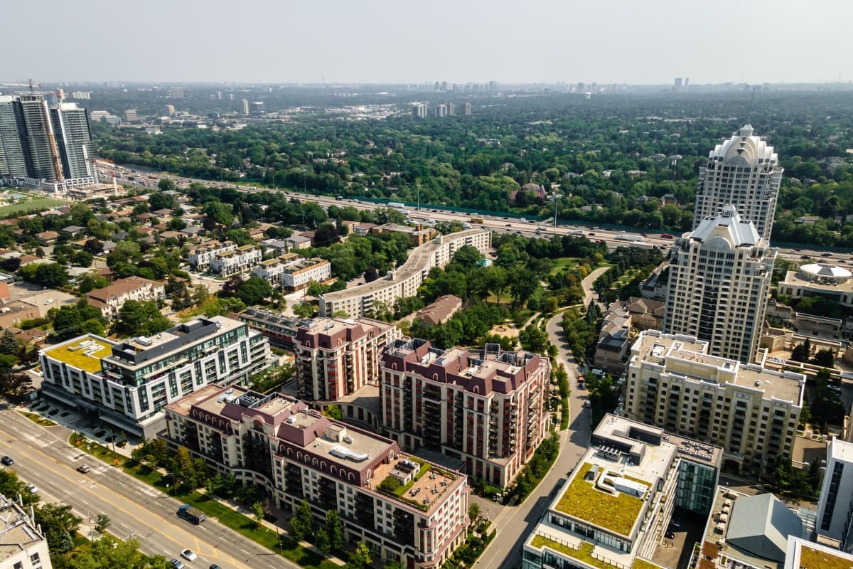 Sheppard Manor Apartments - Photo 5