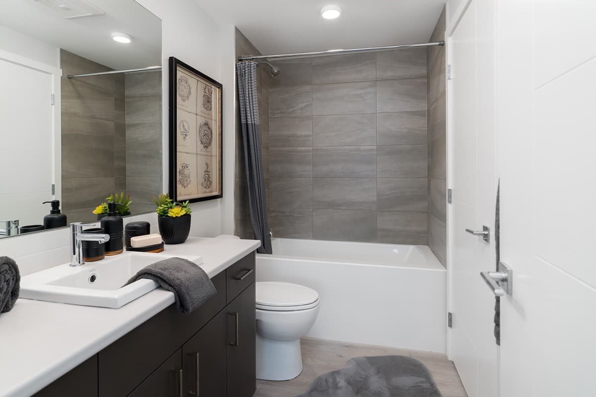 Proxima Kelowna Apartments — apartment/condo - Photo 9