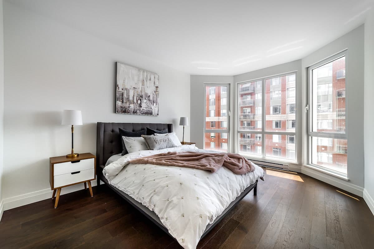 Majestic Côte Saint-Luc — apartment/condo - Photo 10