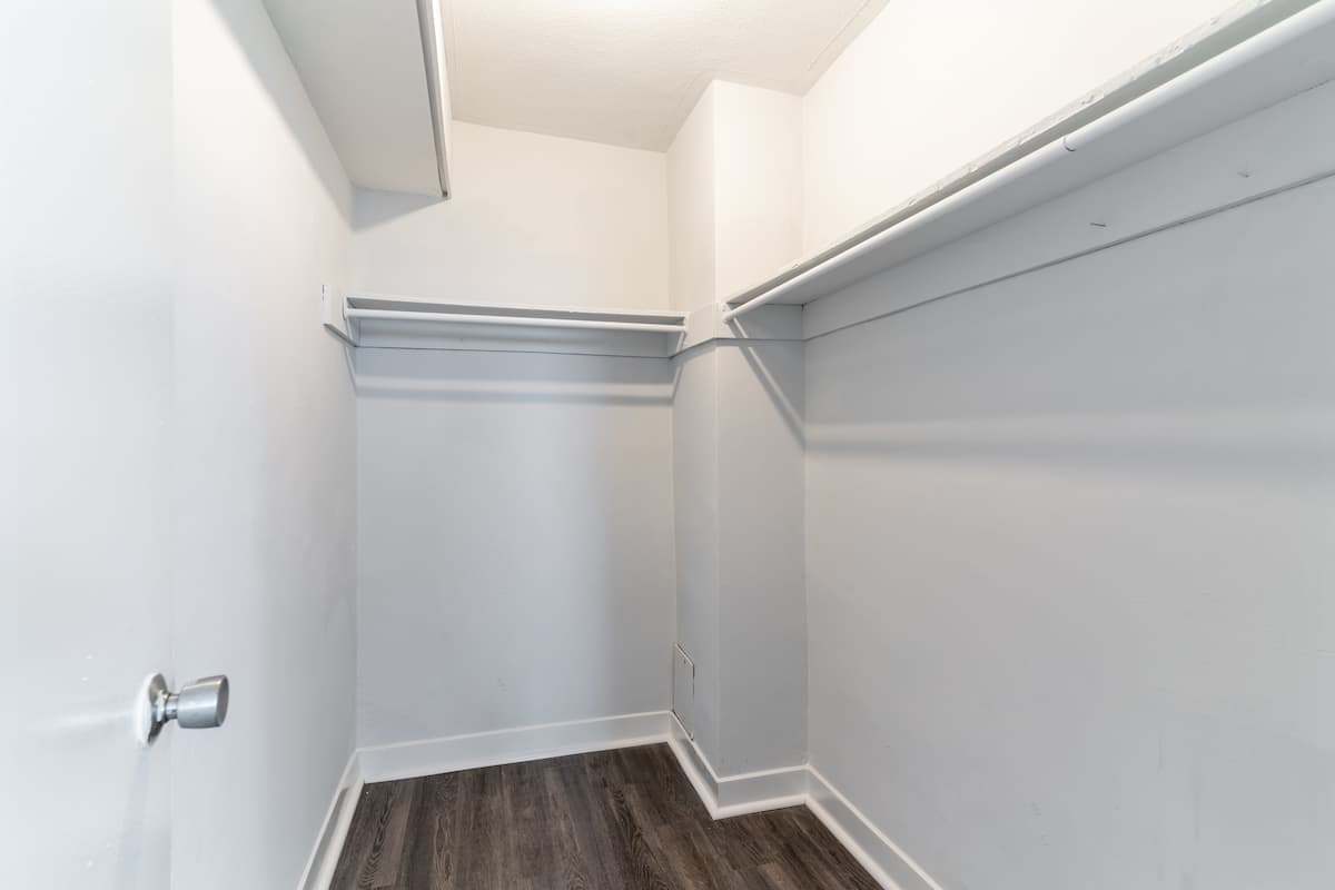 Markham Road Apartments – 1050 - Photo 12