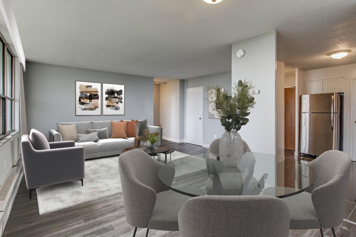Park Royal Village Apartments - Photo 5