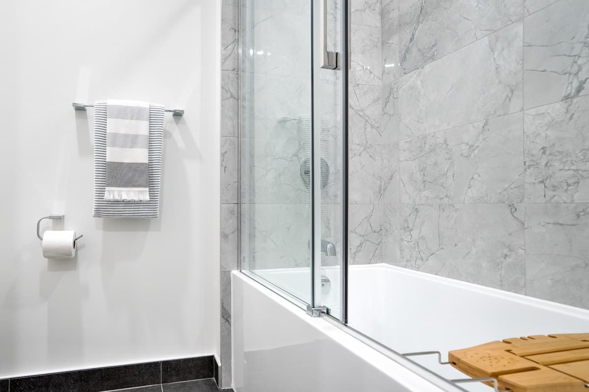 Le James Laval Apartments — apartment/condo - Photo 9