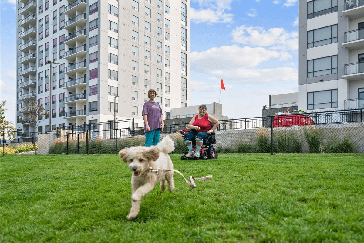 Alto Towers — apartment/condo - Photo 10