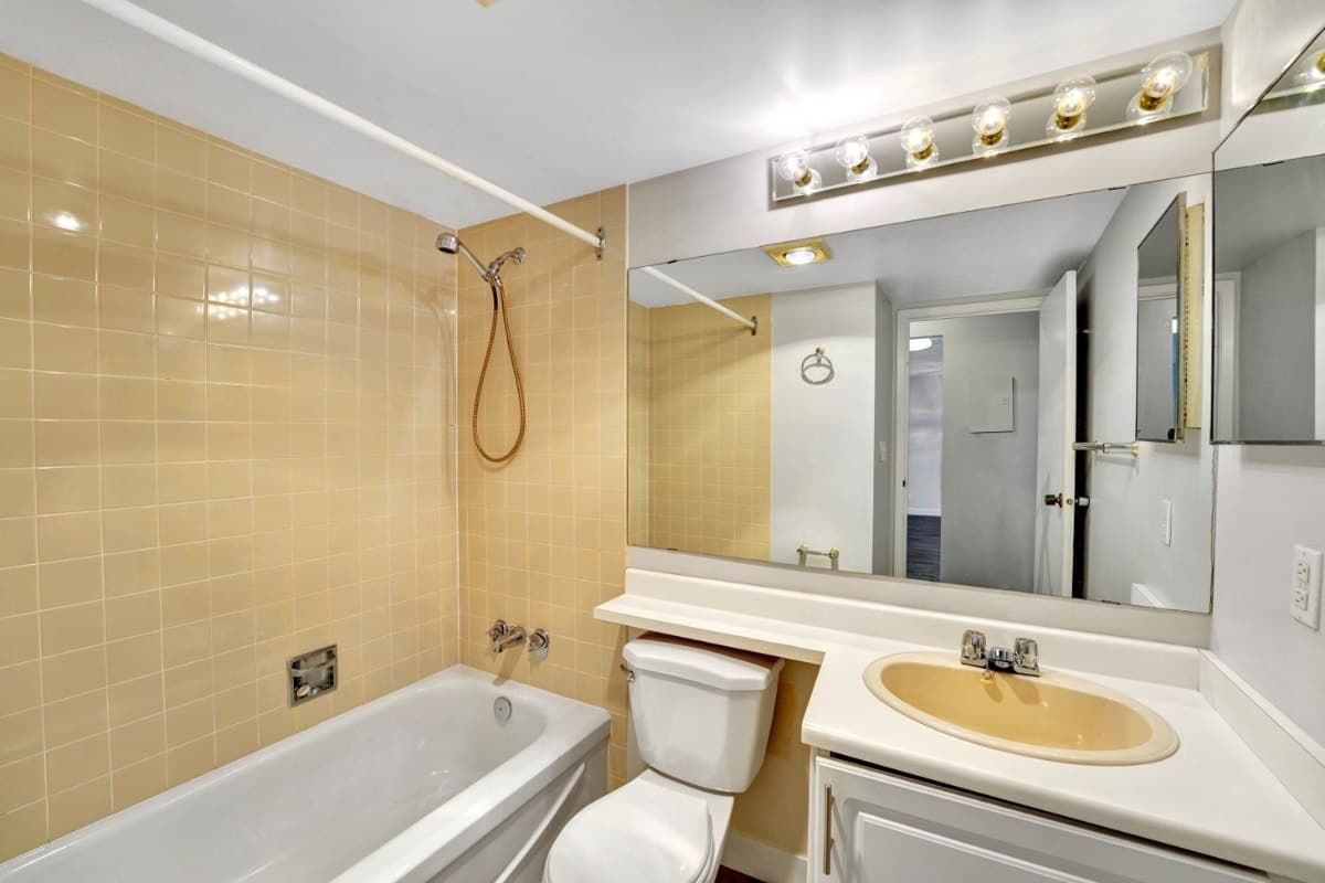 Fraser Place Apartments - Photo 7