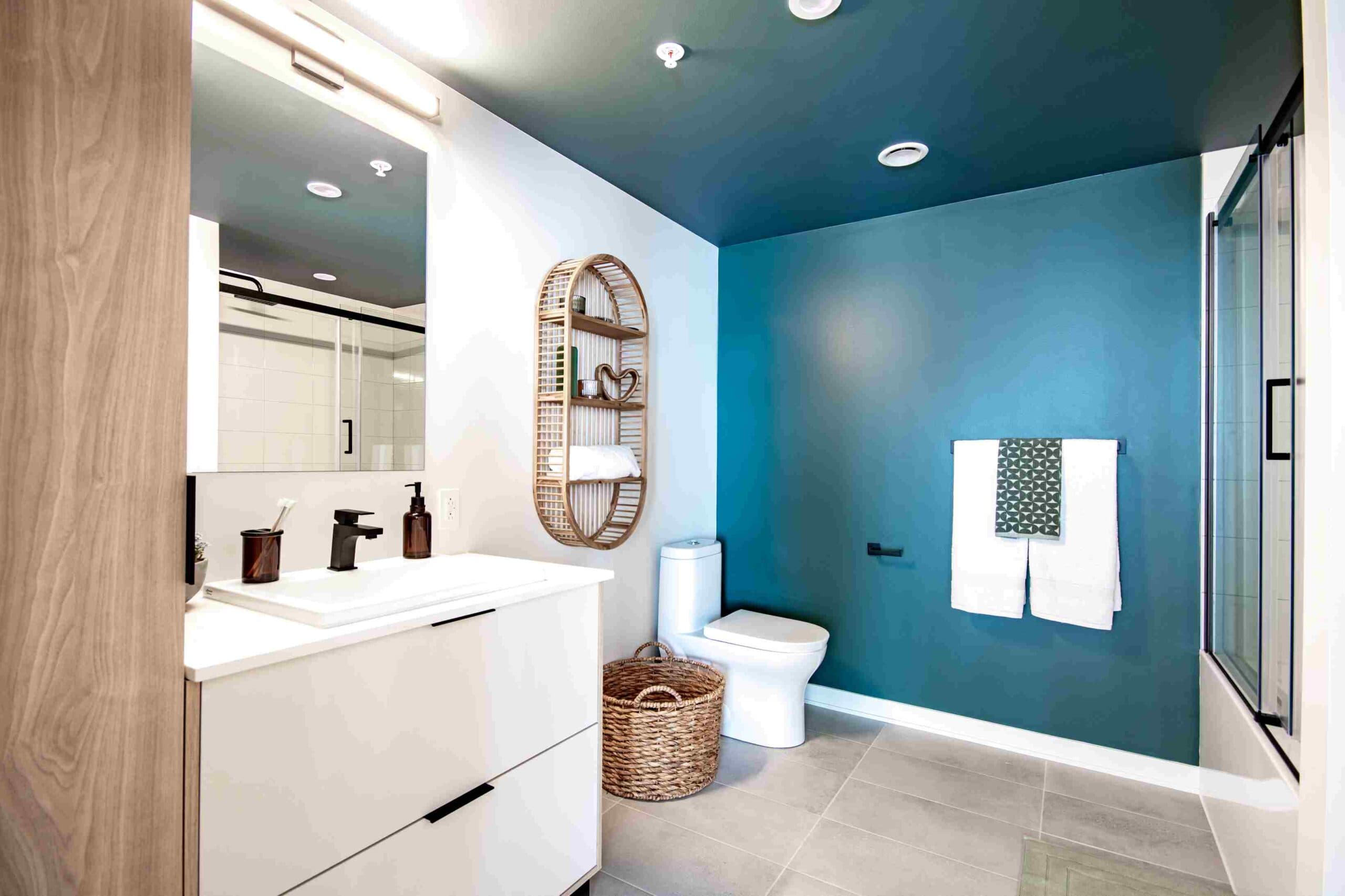 Market Apartments — apartment/condo - Photo 9