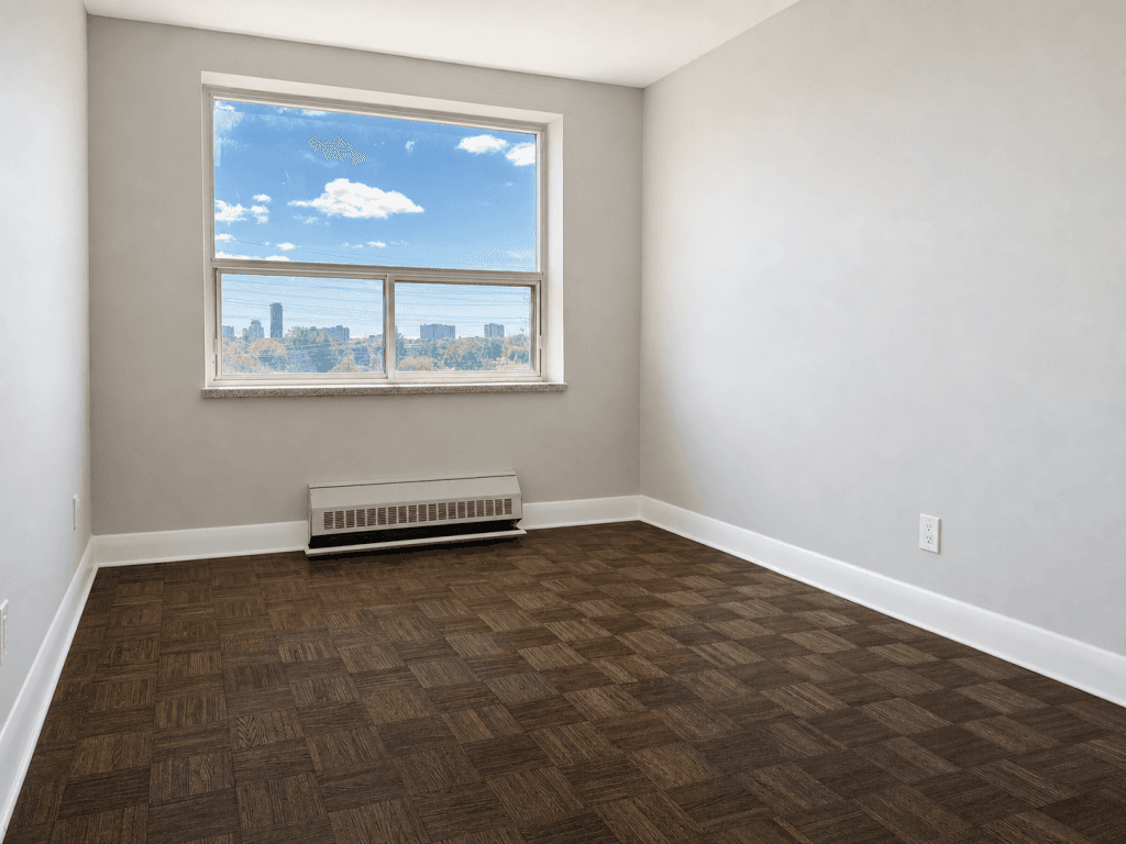 Lawrence Avenue East Apartments — 3 Bedroom - Photo 4