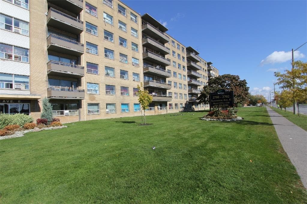 Lawrence Avenue East Apartments - Photo 5