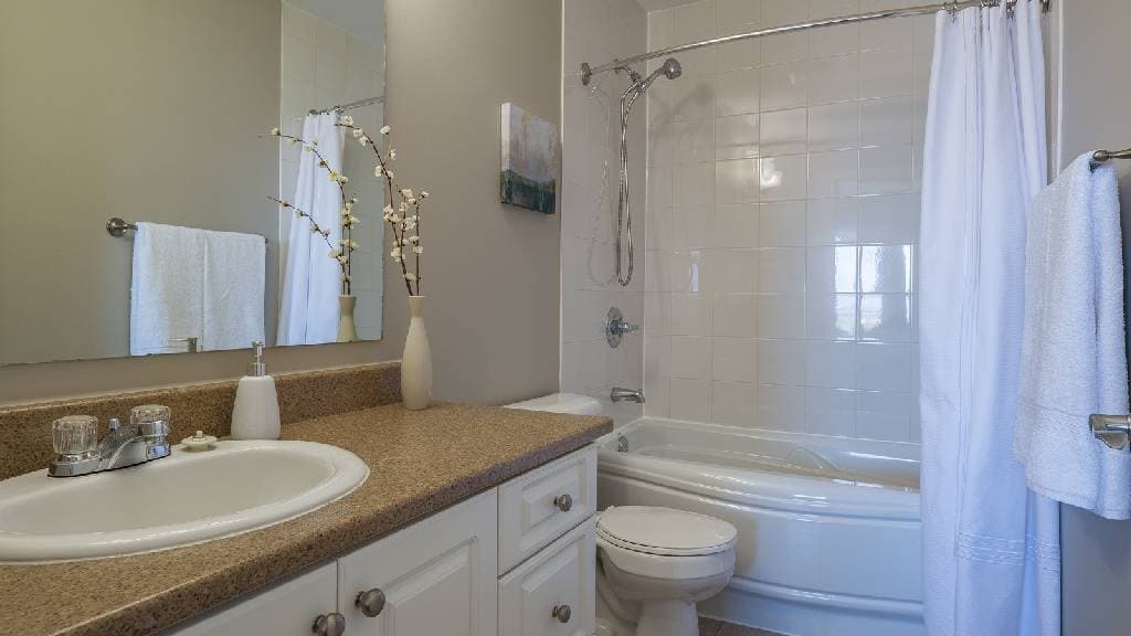 Bedford Heights Apartments 2 — Bedford 2 Bedrooms - Photo 26
