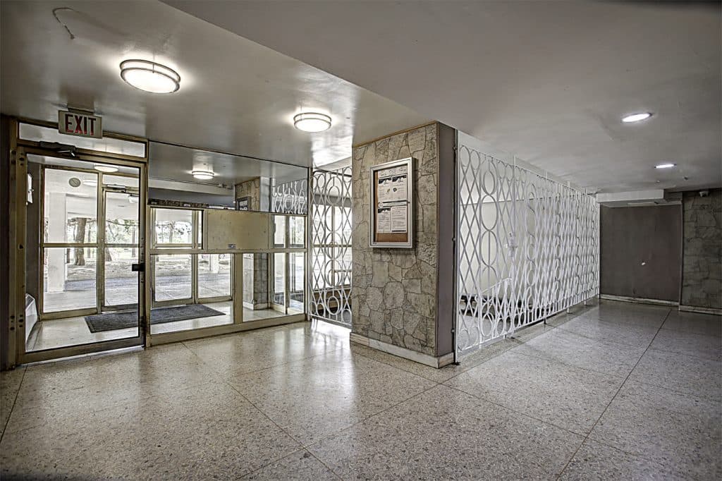 Steven Tower — Stevenson + Kipling 3 Bedroom - Photo 12