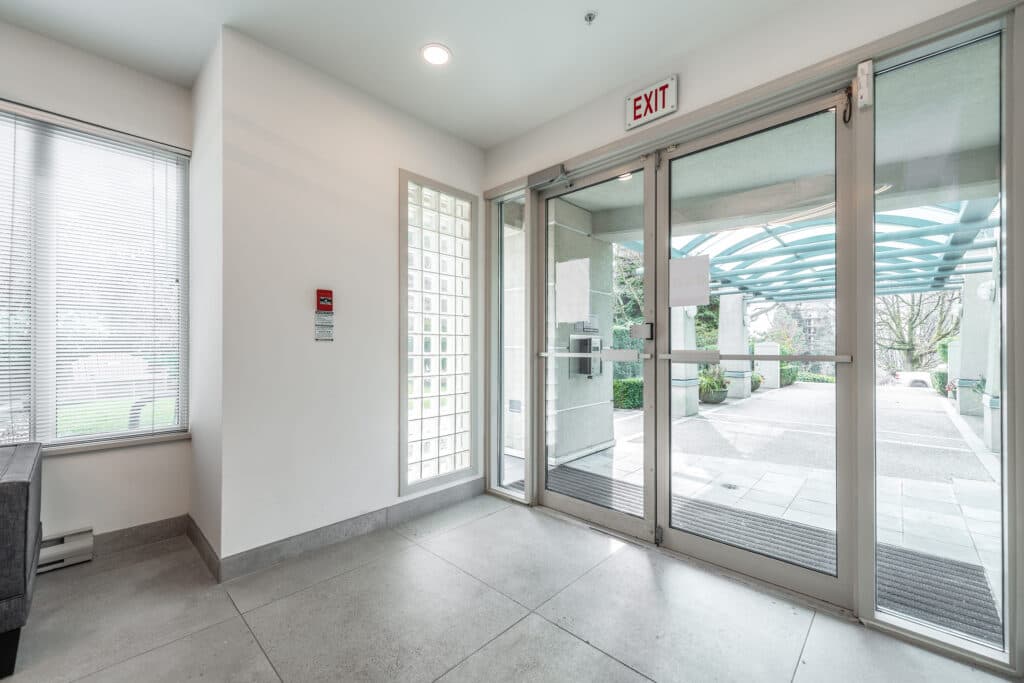 Monika Vista — 1 Bedroom - Photo 16