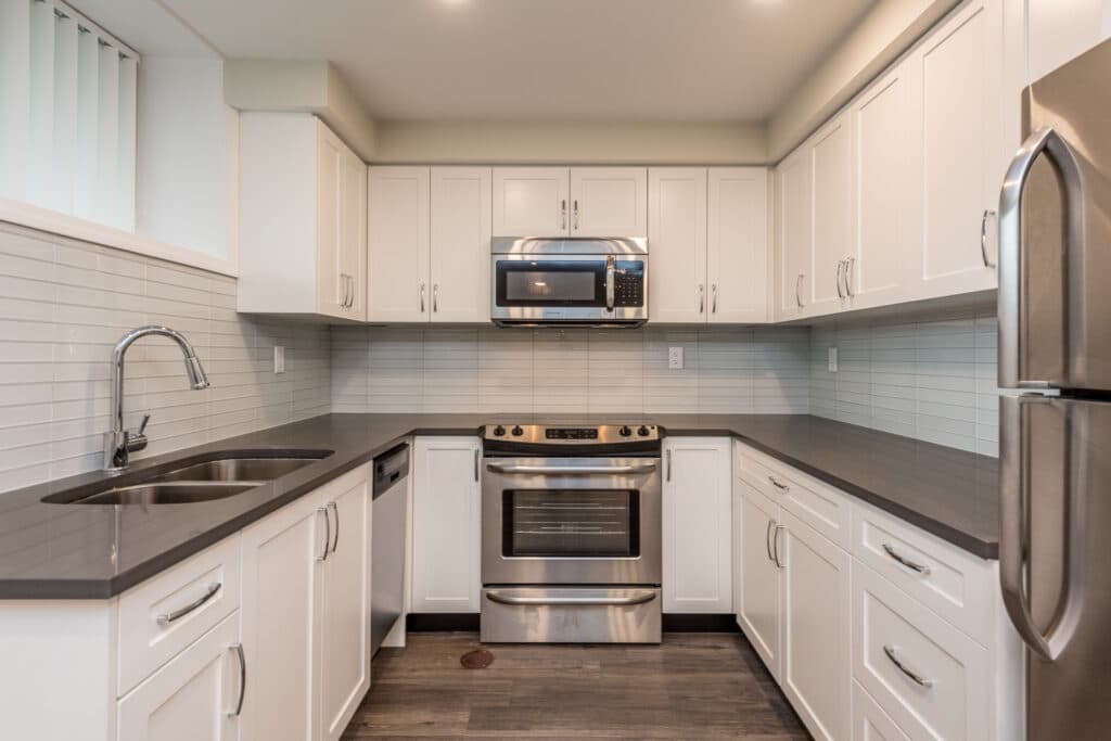 Parklea Apartments — North Van 1 Bedroom - Photo 2