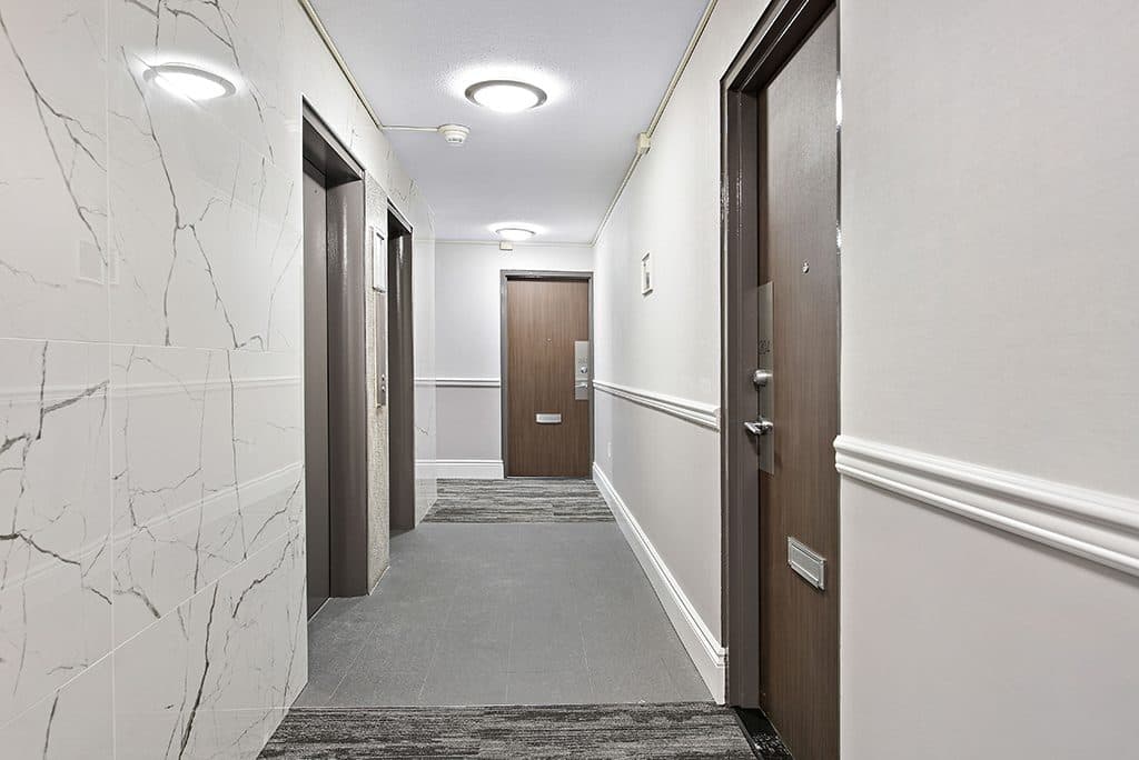 Wellesley Square — Downtown 1 Bedroom - Photo 11
