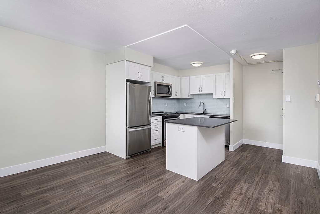 Wellesley Square — Downtown 1 Bedroom - Photo 21