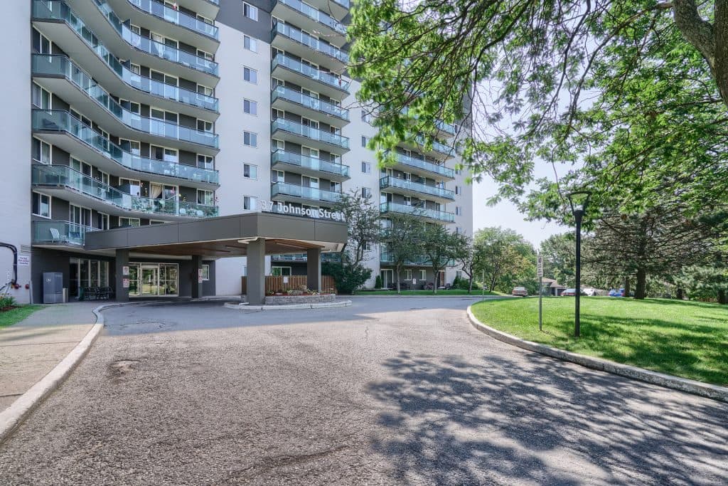 Imperial Towers — 1 Bedroom - Photo 13