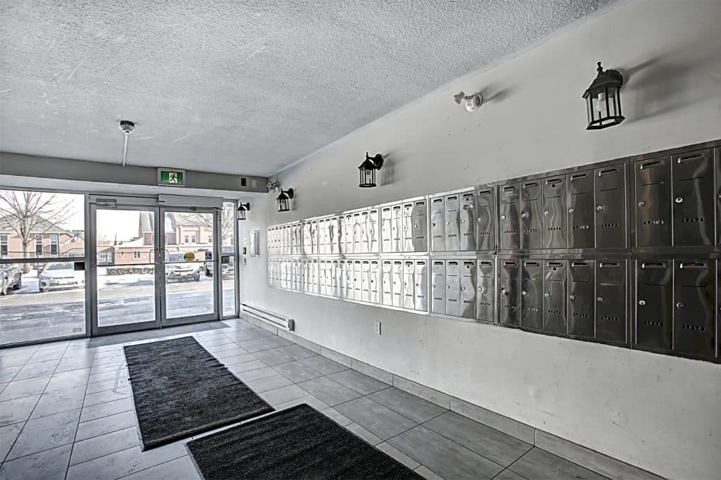 Valleyview Apartments — 3 Bedroom - Photo 10