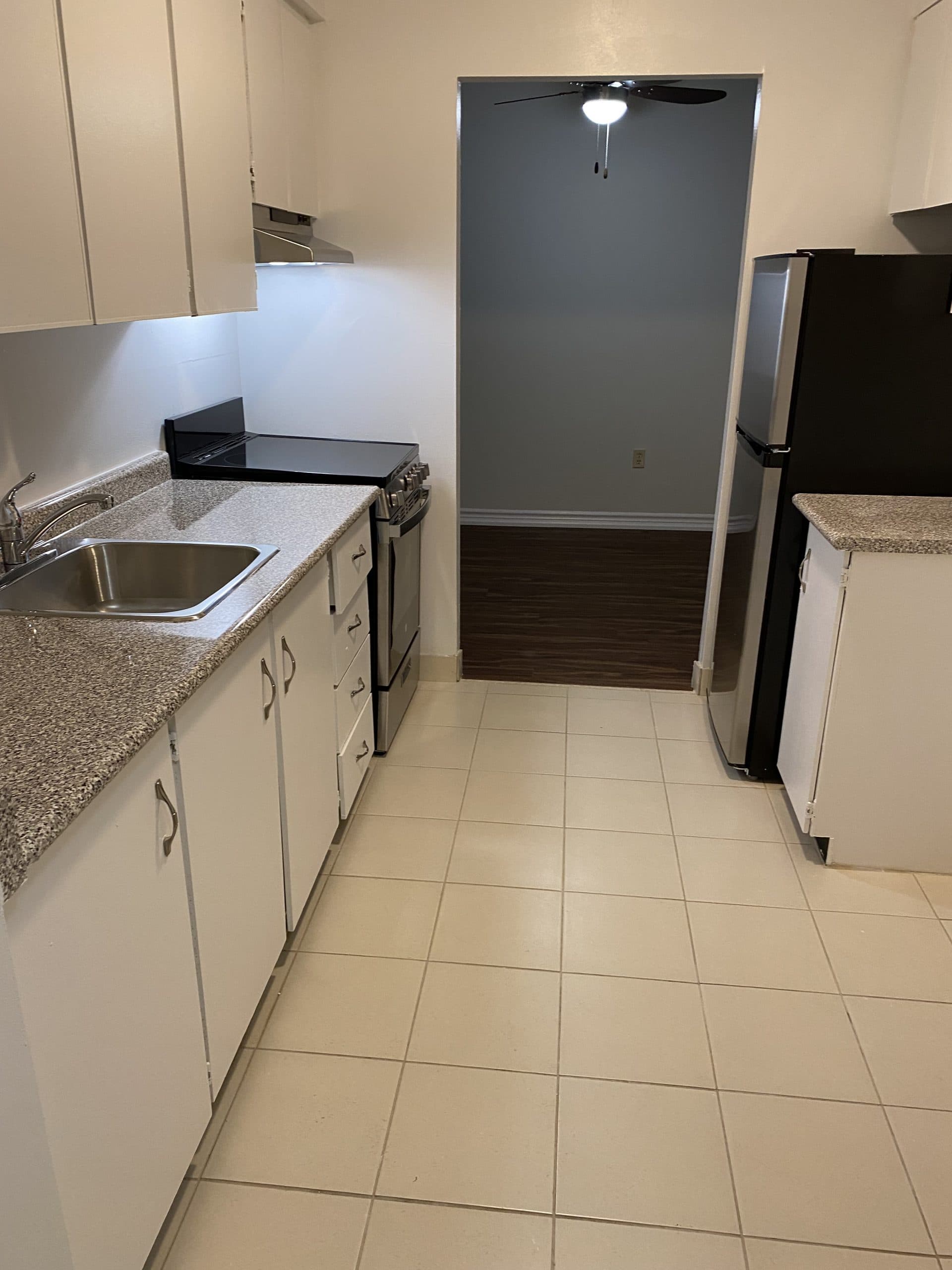 Collingwood Place — 1 Bedroom - Photo 9