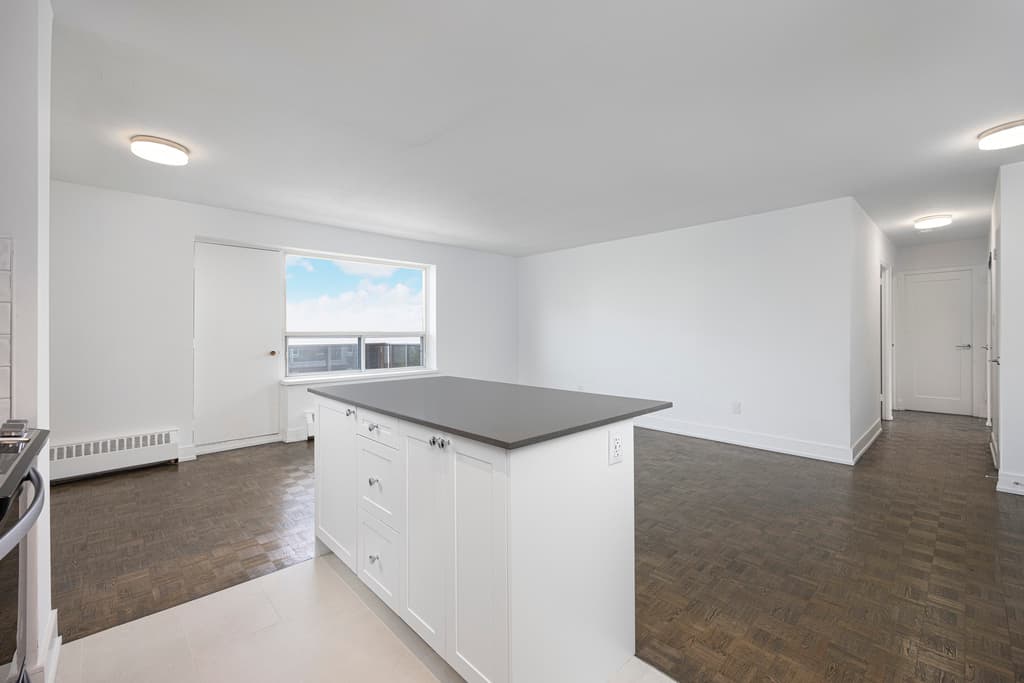Draydon Manor — 1 Bedroom - Photo 15