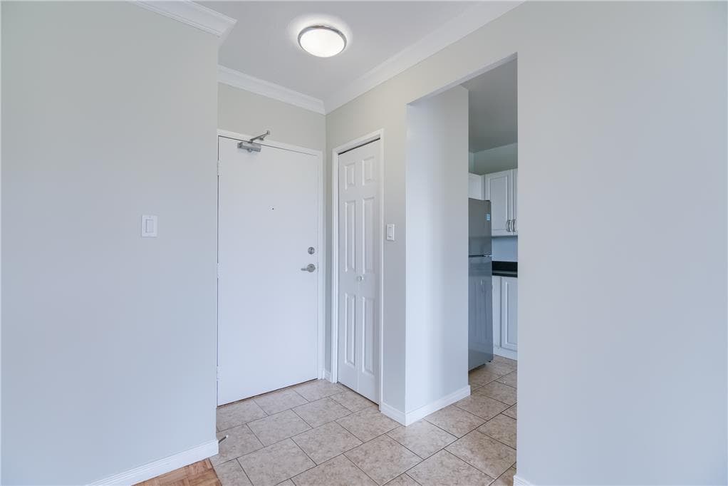 Imperial Towers — 1 Bedroom - Photo 17