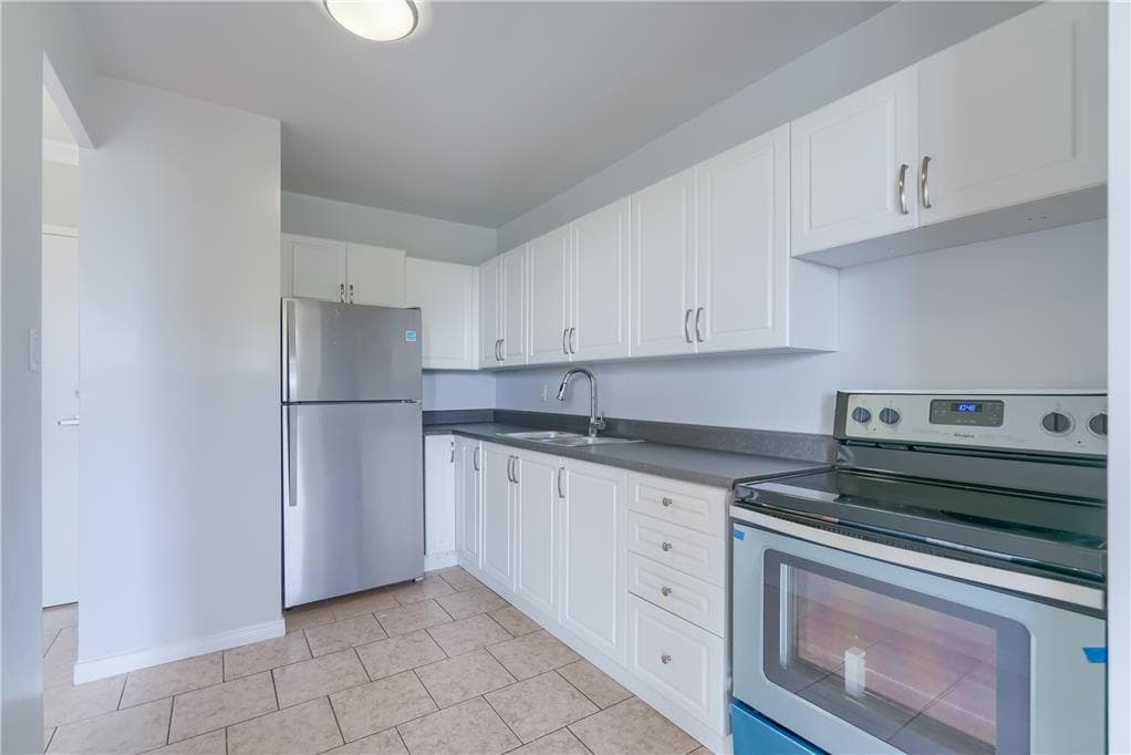 Imperial Towers — 1 Bedroom - Photo 15