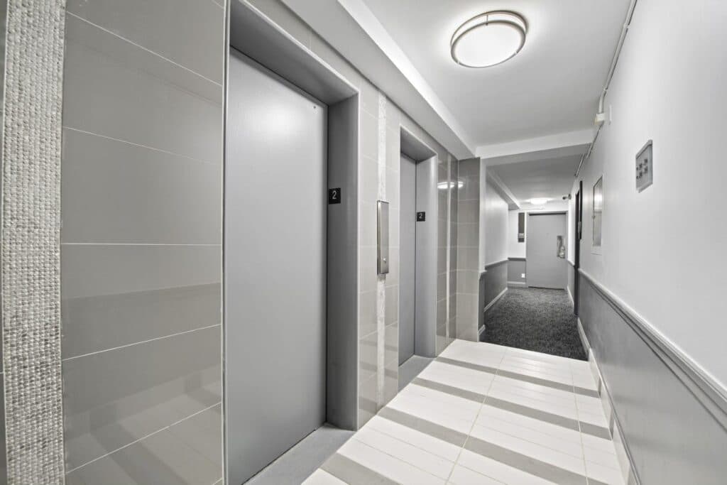 Clairview Manor | Caesaria — Parkdale Studio (Bachelor) - Photo 8