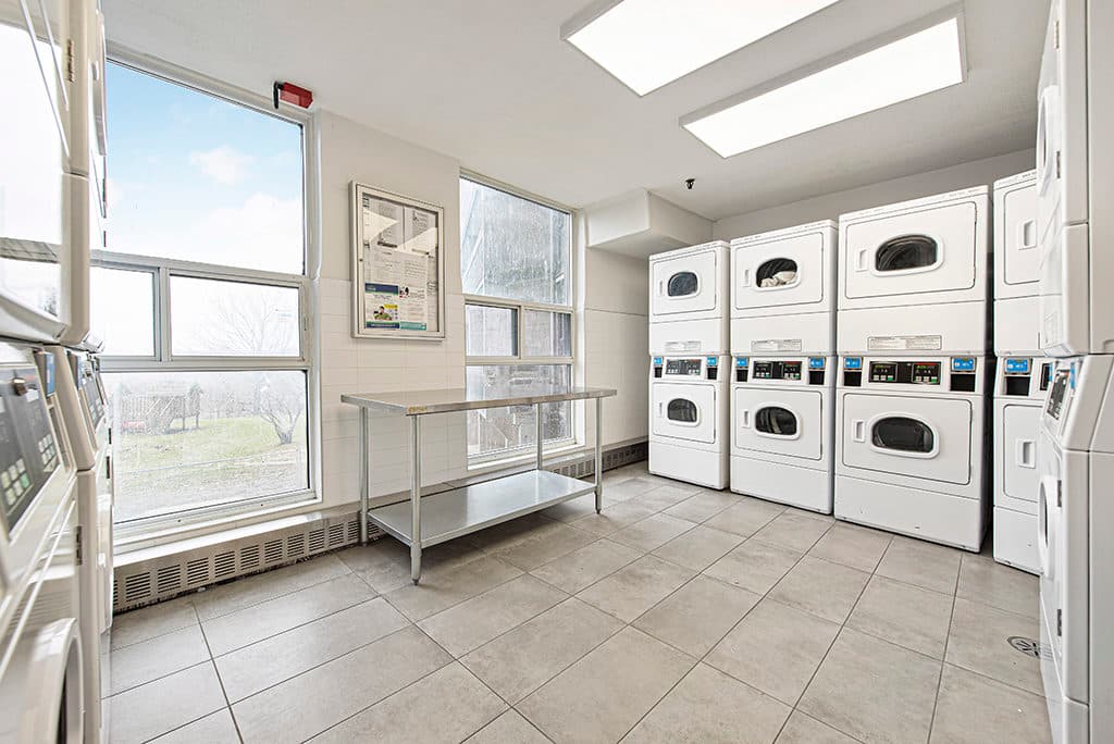 Riverside Tower — Studio (Bachelor) - Photo 13