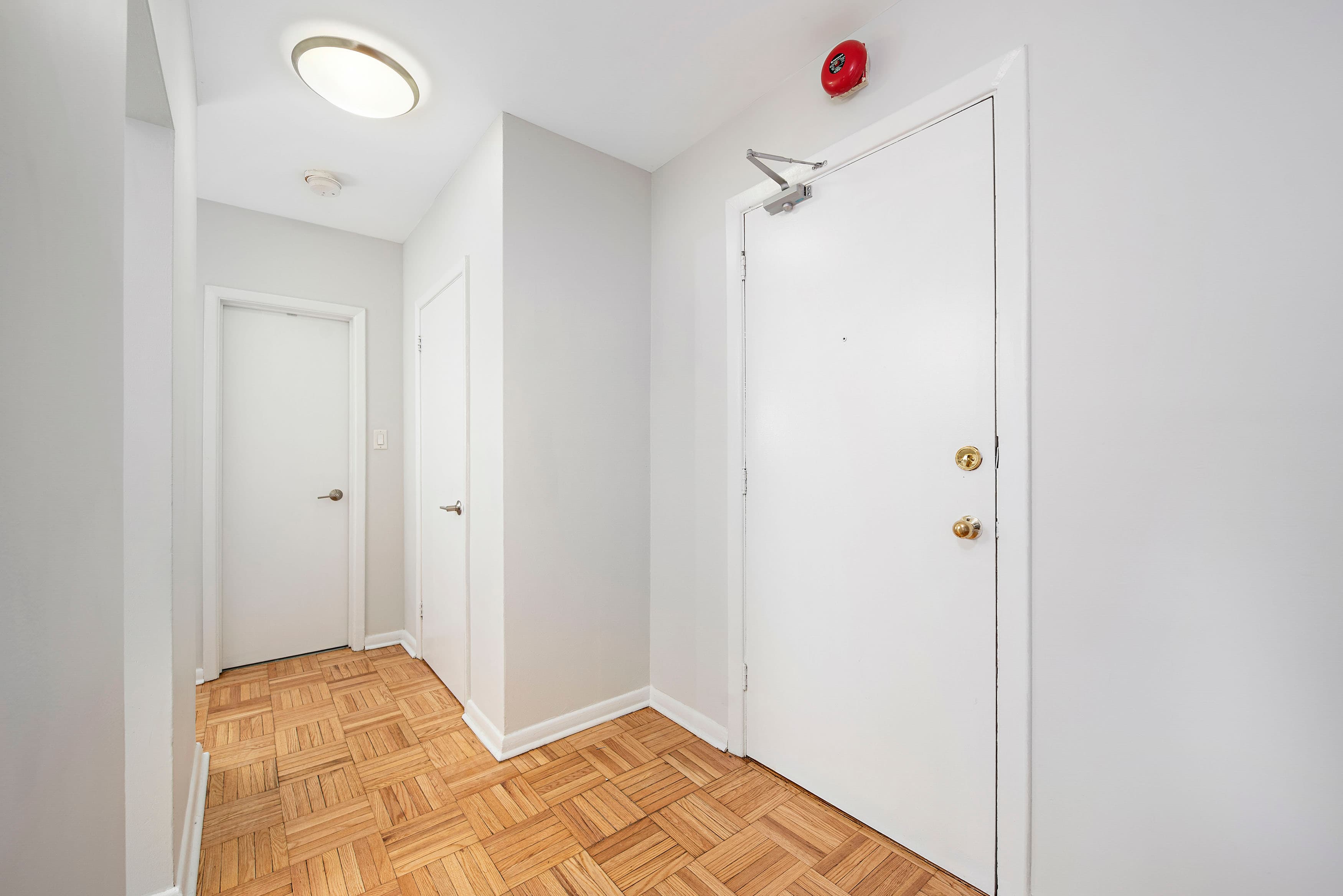Crown Hill Place Apartments - Photo 15