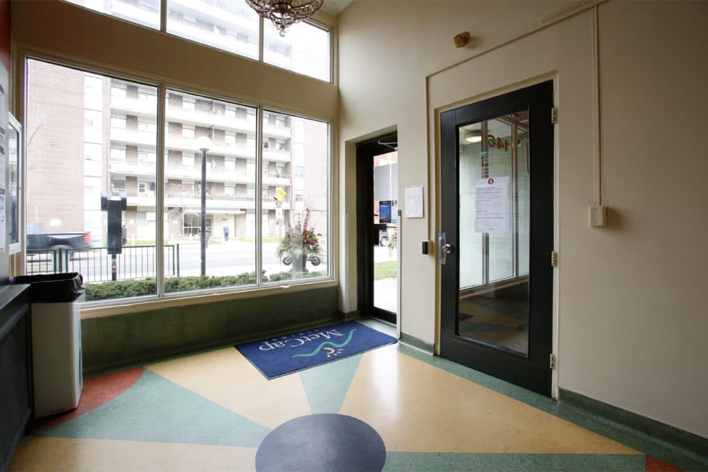 The Kingsview — Parkdale Studio (Bachelor) - Photo 6
