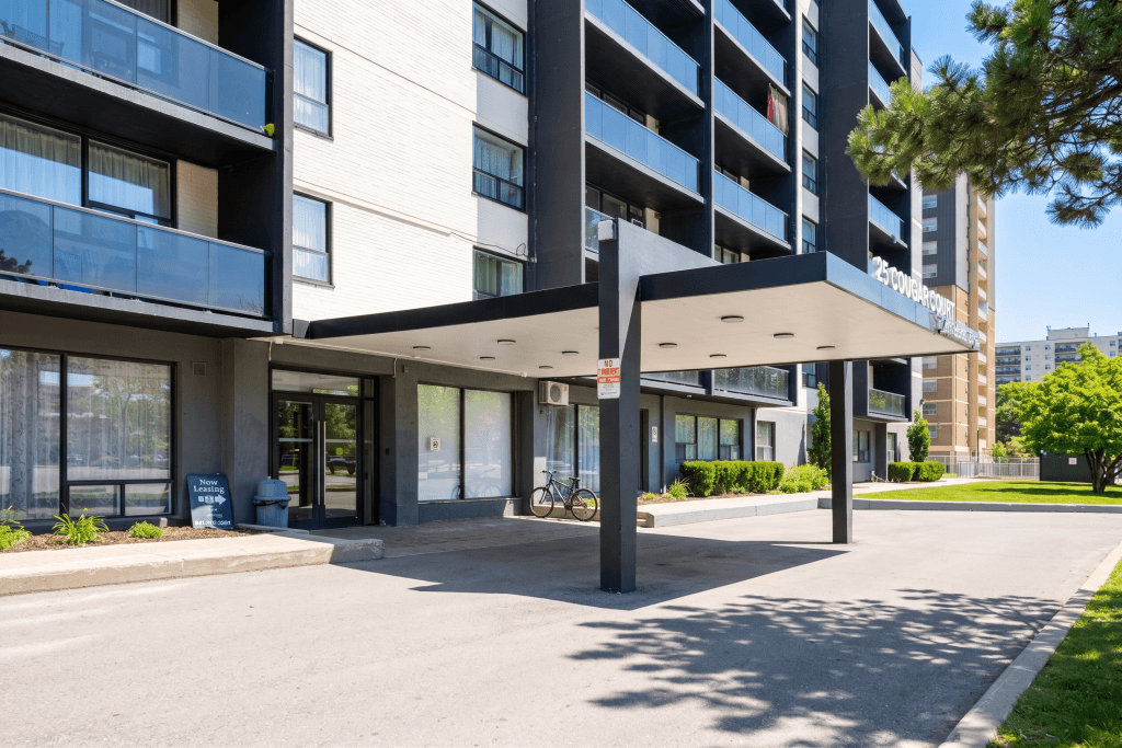 Maeford Court Apartments — Bachelor - Photo 4
