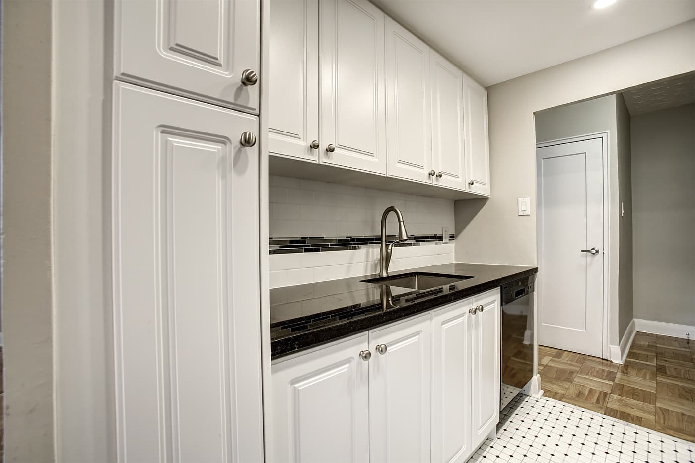 Baintree Apartments — Parkdale 1 Bedroom - Photo 7