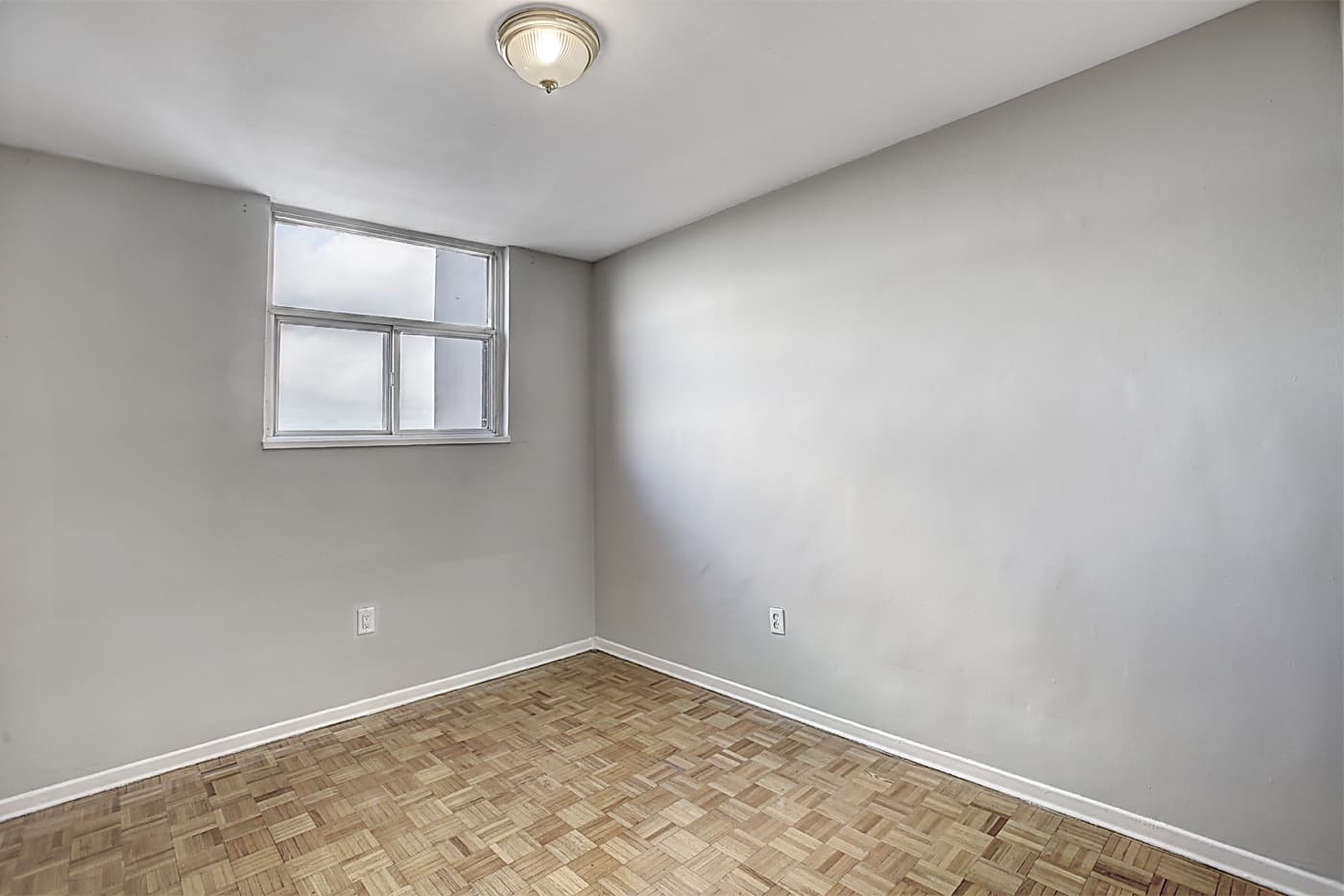 Maison Neuf Apartments — Bachelor - Photo 16
